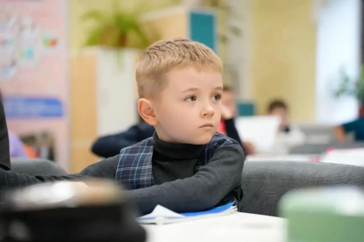Сотрудники Госавтоинспекции Тульской области провели урок безопасности для юных жителей Ясной Поляны Сотрудники Госавтоинспекции Тульской области провели урок безопасности для юных жителей Ясной Поляны