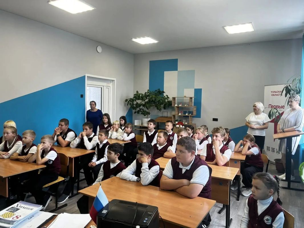 Тульская Госавтоинспекция в рамках Всероссийской недели безопасности встретилась со студентами и школьниками Тульская Госавтоинспекция в рамках Всероссийской недели безопасности встретилась со студентами и школьниками