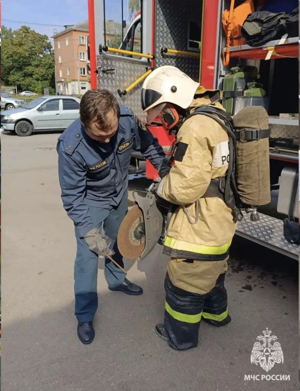 #СпасибоМЧС. В адрес Главного управления МЧС России по Тульской области поступила благодарность за профориентационную экскурсию В адрес ГУ МЧС России по Тульской области поступила благодарность от учащихся 8 «А» класса и... #СпасибоМЧС. В адрес Главного управления МЧС России по Тульской области поступила благодарность за профориентационную экскурсию В адрес ГУ МЧС России по Тульской области поступила благодарность от учащихся 8 «А» класса и...