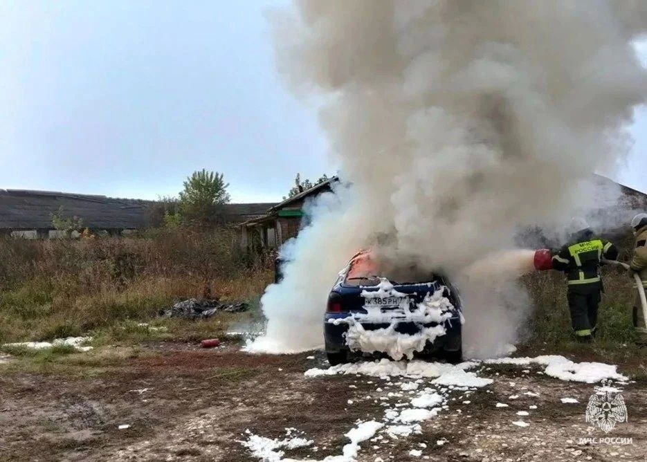 За сутки в Тульской области потушили легковой автомобиль