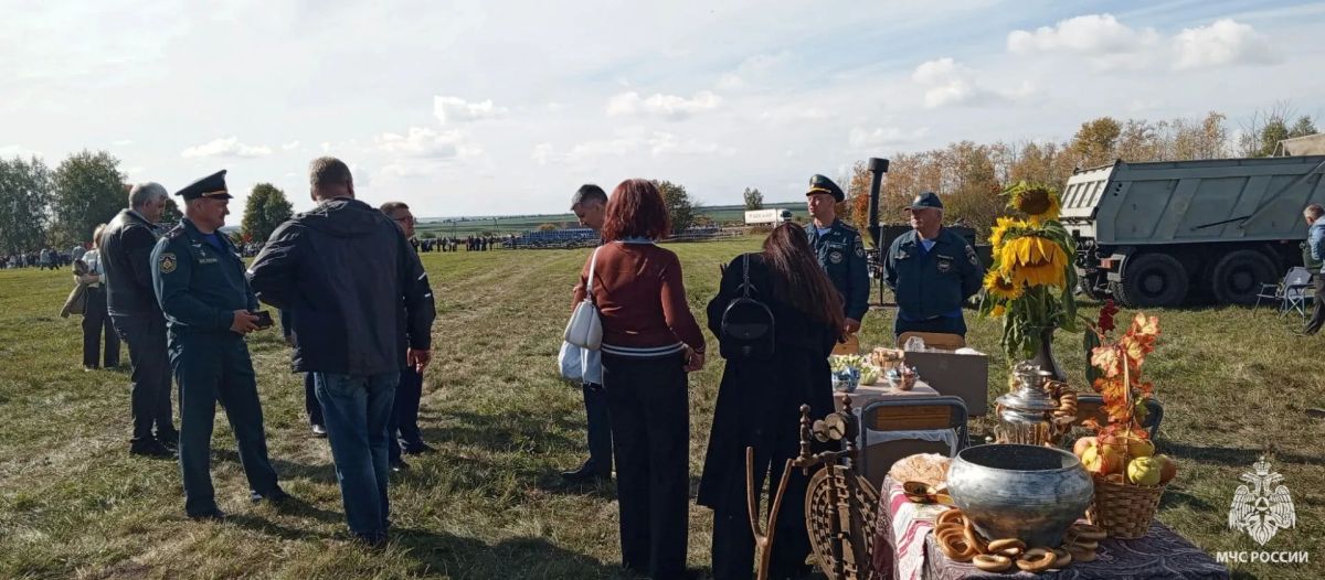 Спасатели обеспечили безопасность мероприятий на Куликовом поле Спасатели обеспечили безопасность мероприятий на Куликовом поле