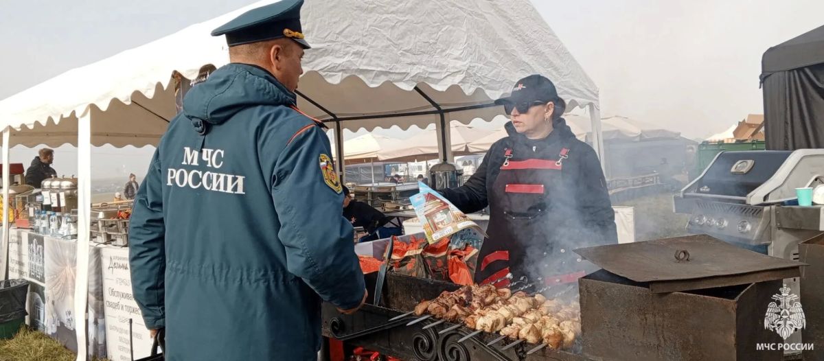 Спасатели обеспечили безопасность мероприятий на Куликовом поле Спасатели обеспечили безопасность мероприятий на Куликовом поле