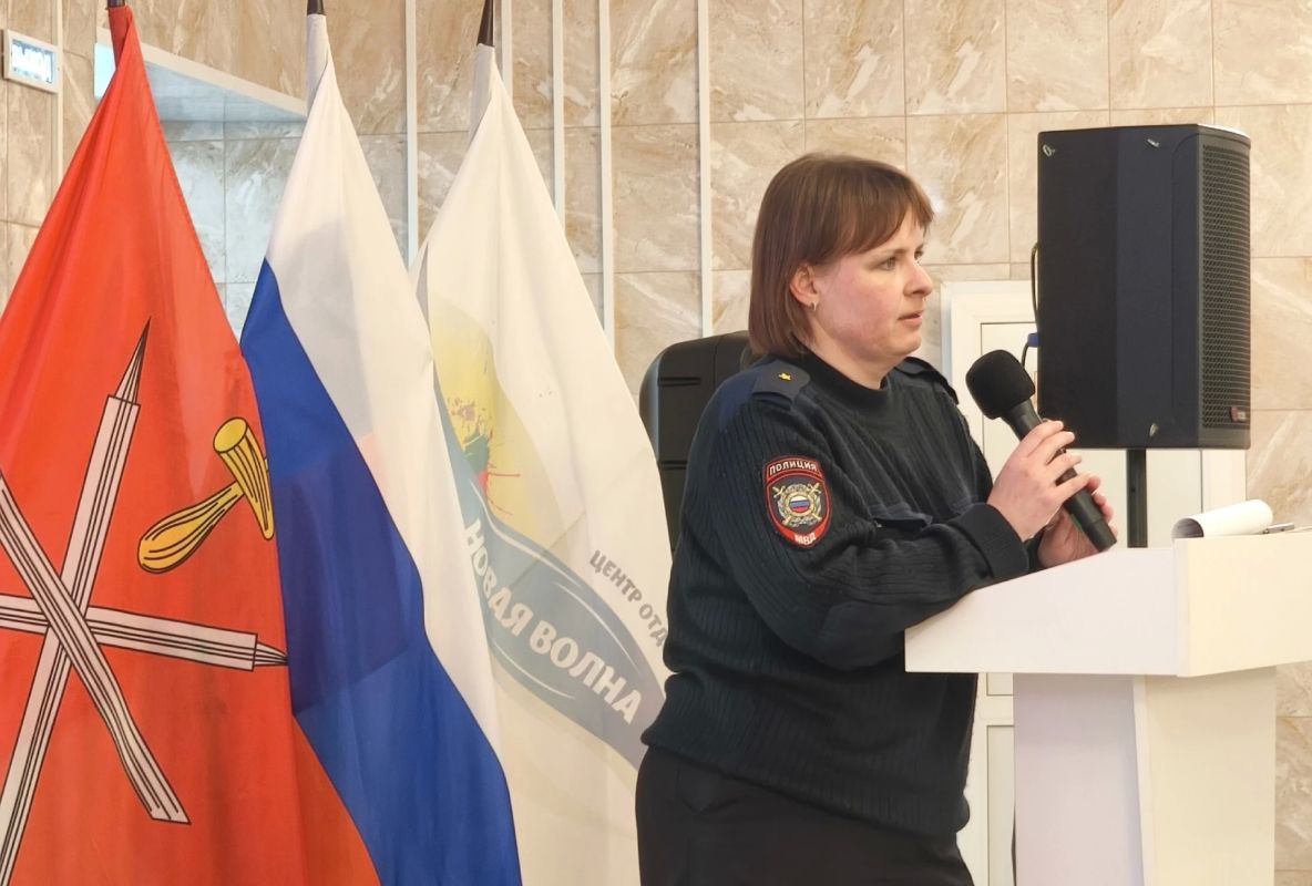 В Туле сотрудники полиции приняли участие стратегическом совещании-интенсиве по профилактике правонарушений среди несовершеннолетних В Туле сотрудники полиции приняли участие стратегическом совещании-интенсиве по профилактике правонарушений среди несовершеннолетних