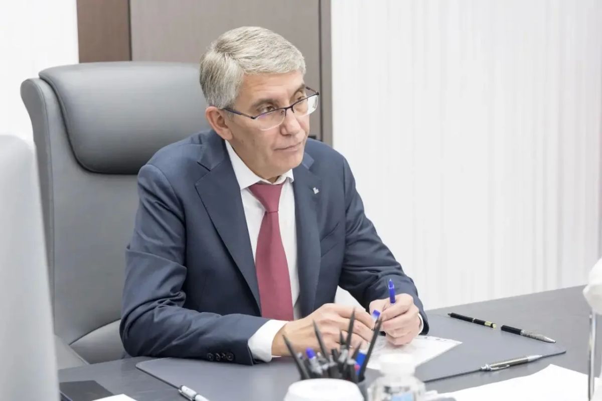 Дмитрий Миляев: Результаты приемной кампании и концепцию развития университета обсудили с ректором вуза Константином Подрезовым Дмитрий Миляев: Результаты приемной кампании и концепцию развития университета обсудили с ректором вуза Константином Подрезовым