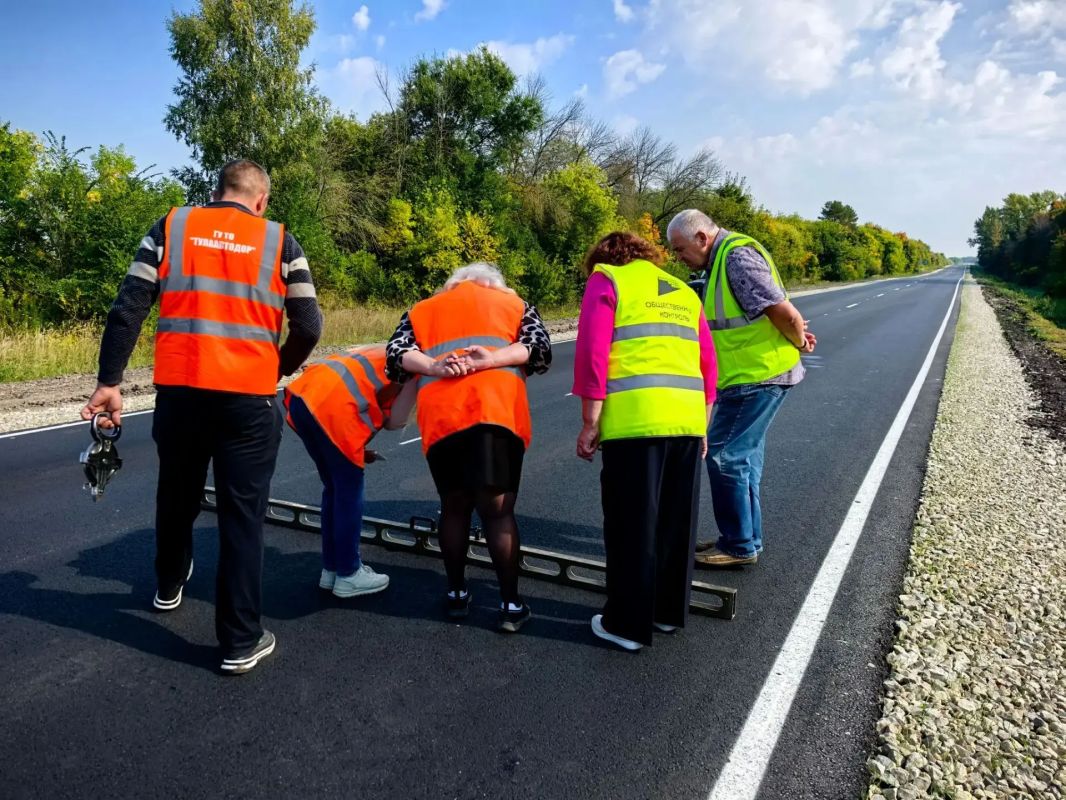 Дмитрий Миляев: #Сделано. В Воловском районе завершен ремонт автодороги М-4 «Дон» Волово - Теплое Благодаря нацпроекту «Инфраструктура для жизни» к нормативу привели участок протяженностью 8,5 км. Что сделали: Дмитрий Миляев: #Сделано. В Воловском районе завершен ремонт автодороги М-4 «Дон» Волово - Теплое Благодаря нацпроекту «Инфраструктура для жизни» к нормативу привели участок протяженностью 8,5 км. Что сделали: