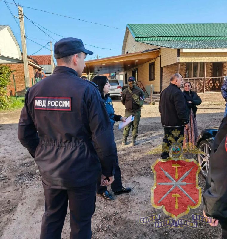 В Туле сотрудники полиции и судебные приставы провели совместные профилактические мероприятия В Туле сотрудники полиции и судебные приставы провели совместные профилактические мероприятия