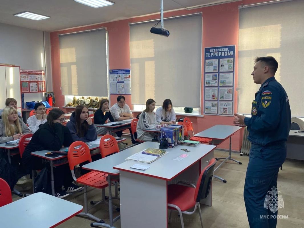 Сотрудники государственного пожарного надзора провели профилактическую работу в Кимовском районе Сотрудники государственного пожарного надзора провели профилактическую работу в Кимовском районе