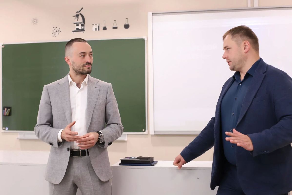 В школах Тульской области стартовал «Цифровой ликбез» В школах Тульской области стартовал «Цифровой ликбез»