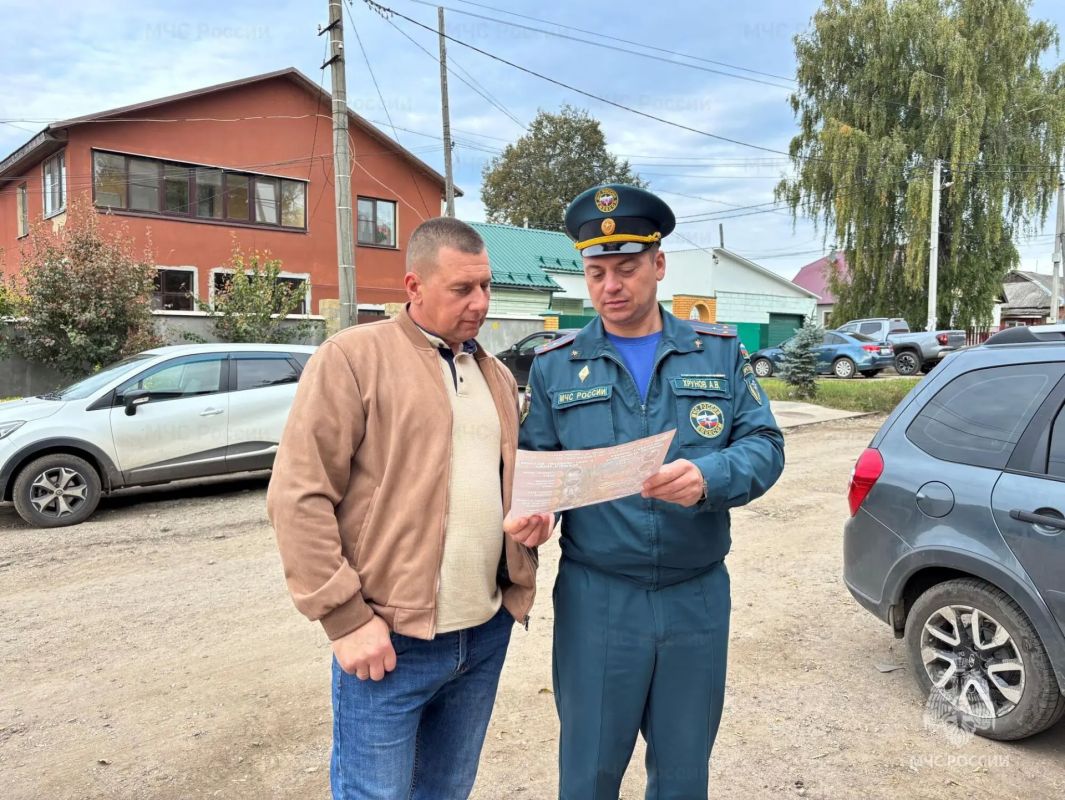 Сотрудники государственного пожарного надзора провели профилактическую работу в Богородицком и Куркинском районах Сотрудники государственного пожарного надзора провели профилактическую работу в Богородицком и Куркинском районах