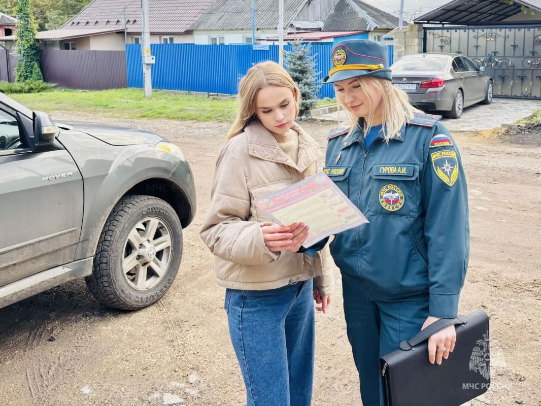 Сотрудники государственного пожарного надзора провели профилактическую работу в Богородицком и Куркинском районах Сотрудники государственного пожарного надзора провели профилактическую работу в Богородицком и Куркинском районах