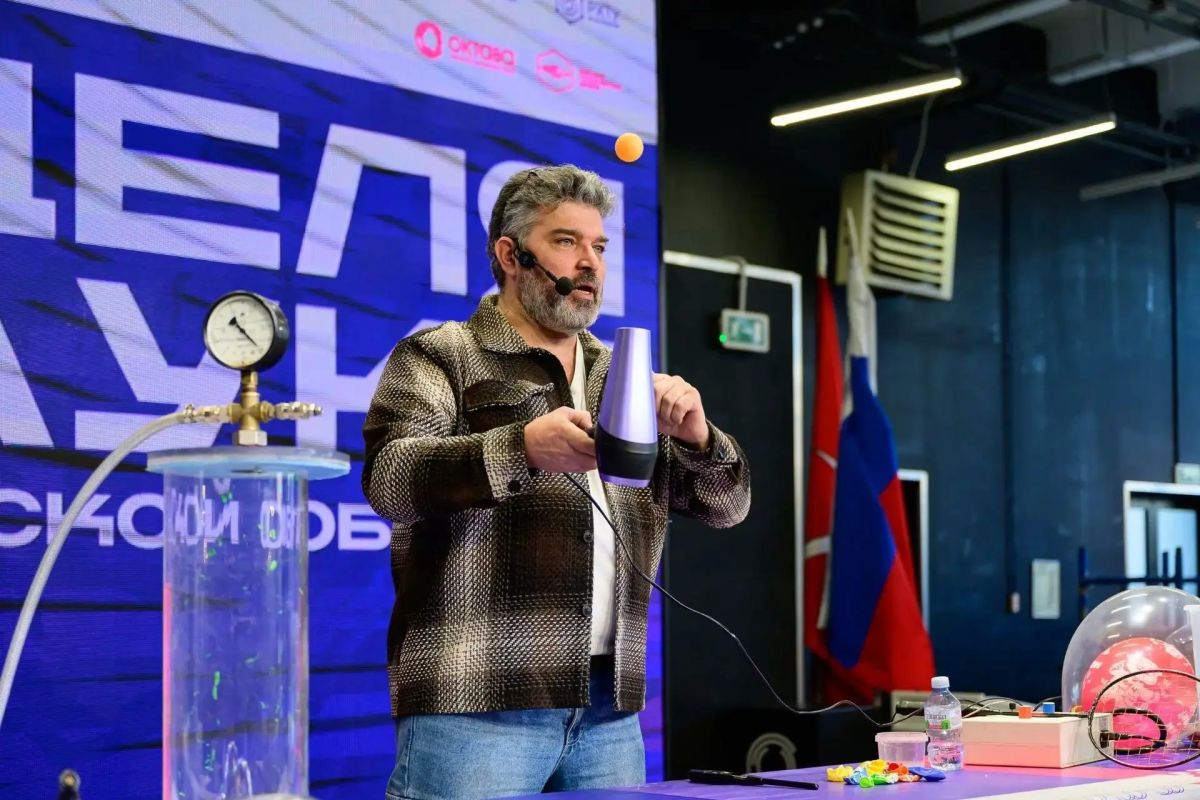 Дмитрий Миляев: В Туле пройдет фестиваль «Наука в искусстве» Дмитрий Миляев: В Туле пройдет фестиваль «Наука в искусстве»