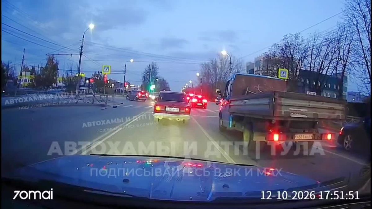 Момент ДТП с мотоциклистом на Одоевском шоссе в Туле попал на видео