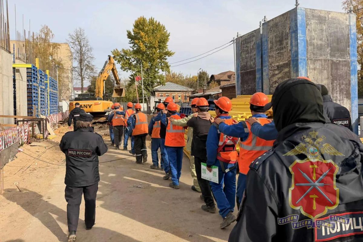 Полиция провела рейды на стройках Тулы Полиция провела рейды на стройках Тулы