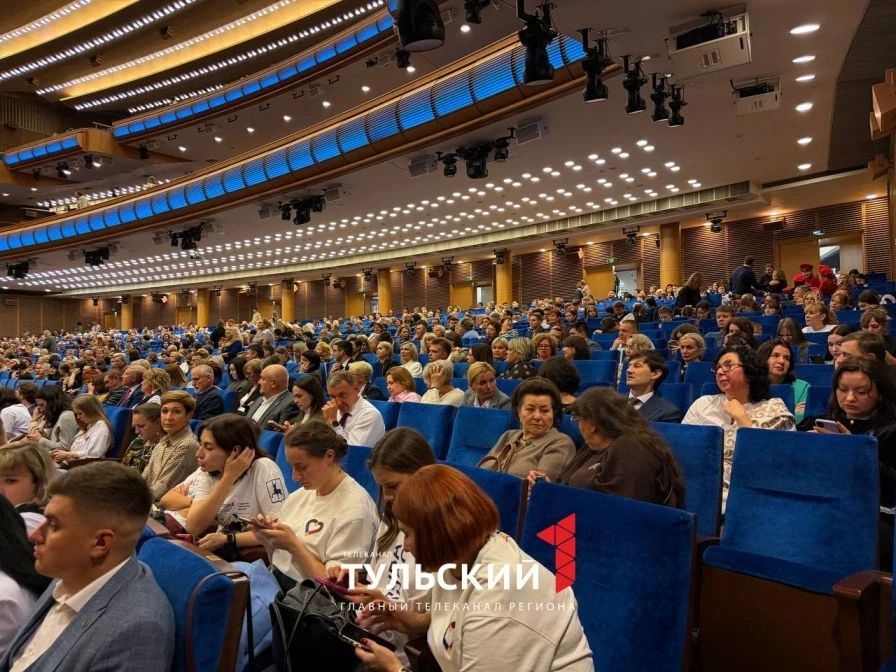 Семья из Тульской области победила в номинации «Хранитель традиций» Семья из Тульской области победила в номинации «Хранитель традиций»