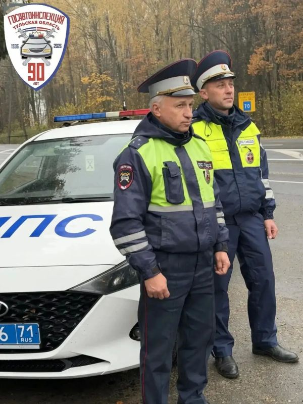 Сотрудники Тульской Госавтоинспекции помогли родителям доставить ребенка с серьезной травмой в больницу