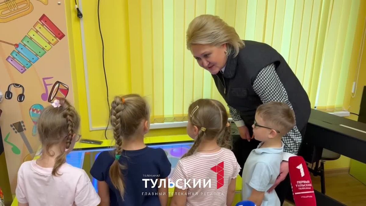 Член экспертного совета СФ Лилия Гумерова посетила детсад «Баташи-малыши» в Туле