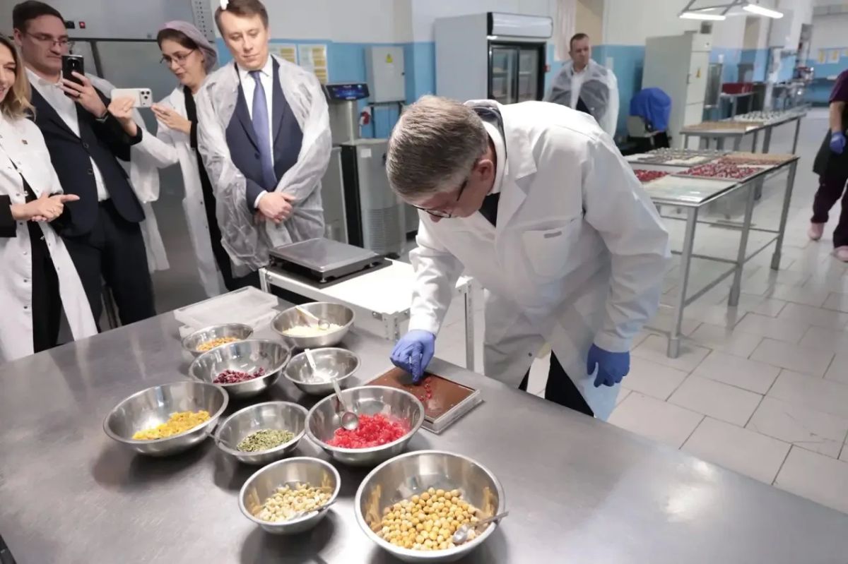 Дмитрий Миляев: В Суворове посетил кондитерскую фабрику «Суворовские конфеты» и ознакомился с производством Дмитрий Миляев: В Суворове посетил кондитерскую фабрику «Суворовские конфеты» и ознакомился с производством