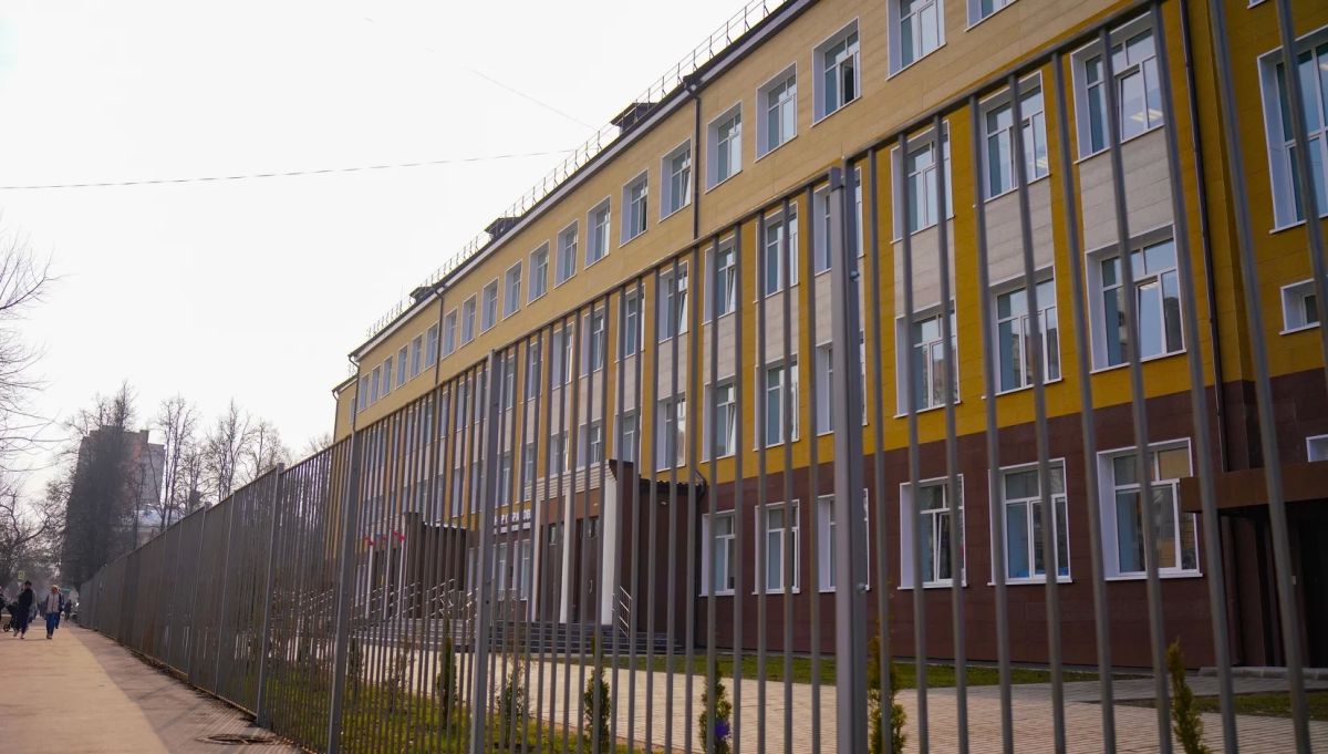 «И так сойдет»: московский подрядчик решил не доделывать ремонт школы в Липках и угодил в черный список УФАС