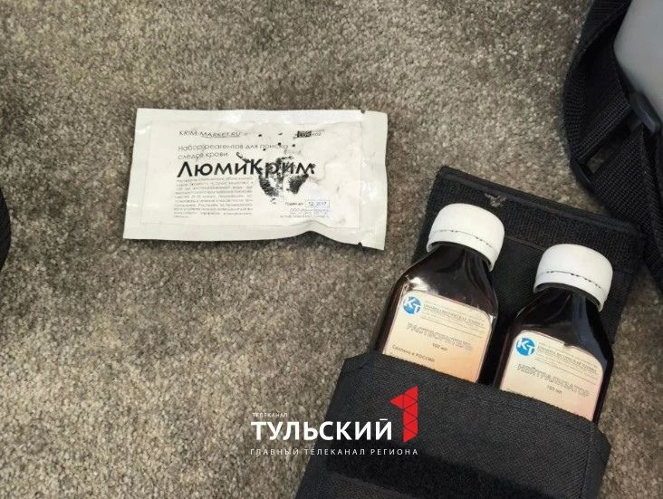 Криминалист из Тулы показал, как собирает улики на месте происшествия Криминалист из Тулы показал, как собирает улики на месте происшествия