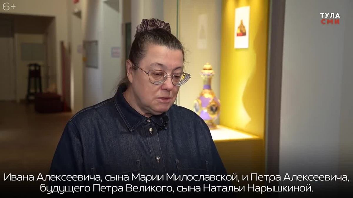 Тулякам представили вазу, увенчанную «шапкой Мономаха»