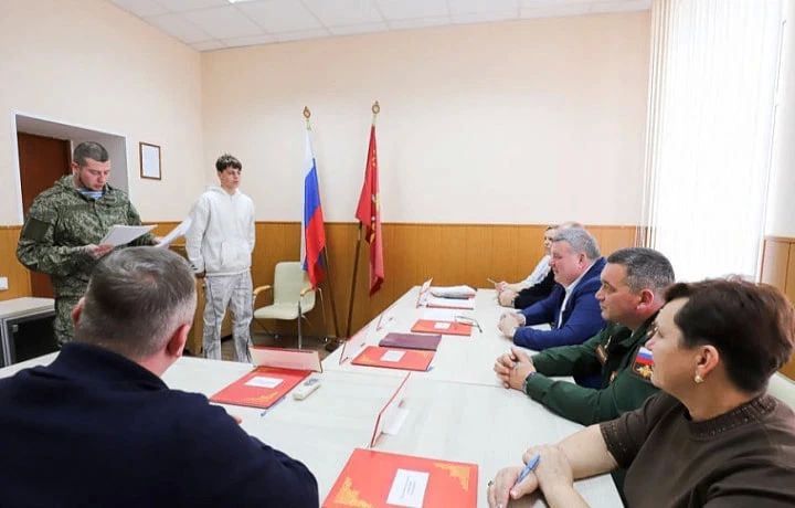 Осенью в Туле планируют призвать в армию 350 человек