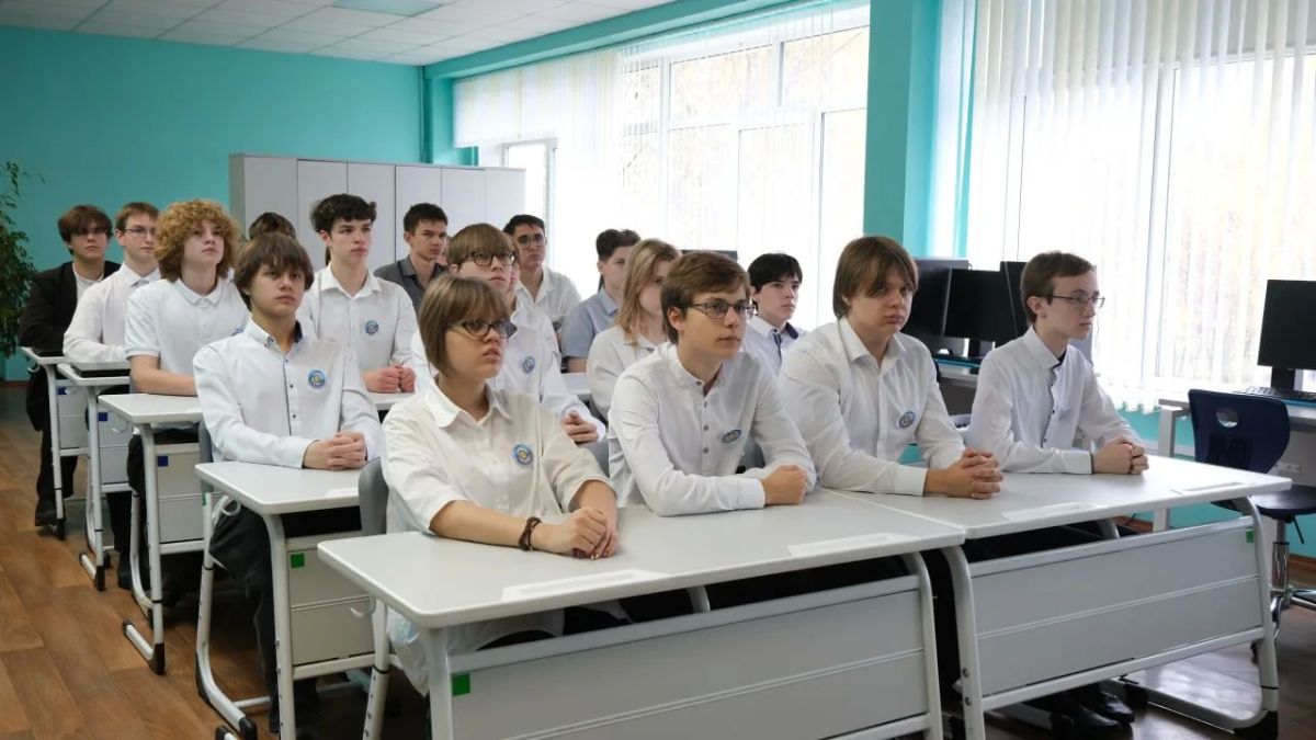 Искусственный интеллект и 3D-технологии: в Туле прошел первый в новом учебном году «Урок цифры» Искусственный интеллект и 3D-технологии: в Туле прошел первый в новом учебном году «Урок цифры»