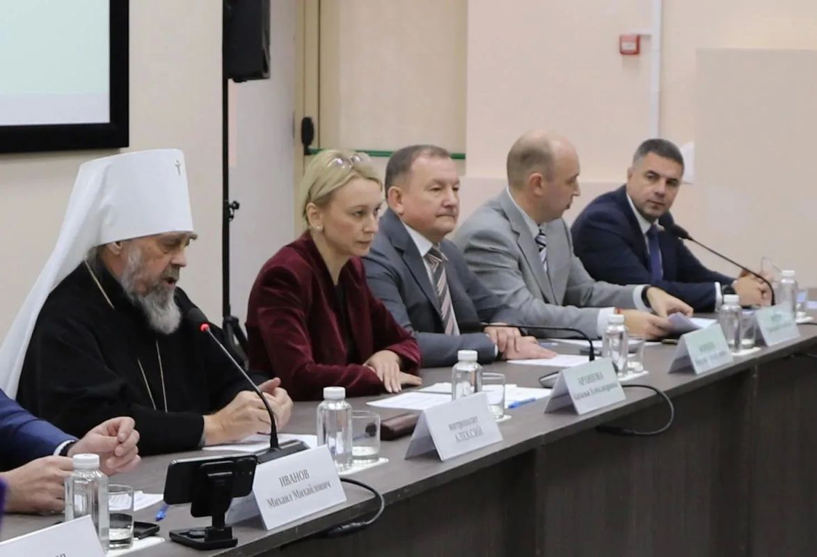 В атриуме Тульского кремля прошло собрание регионального отделения Всемирного Русского Народного Собора