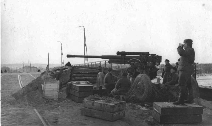 С 24 октября по 5 декабря 1941 года Тула лицом к лицу столкнулась с немецкой армией