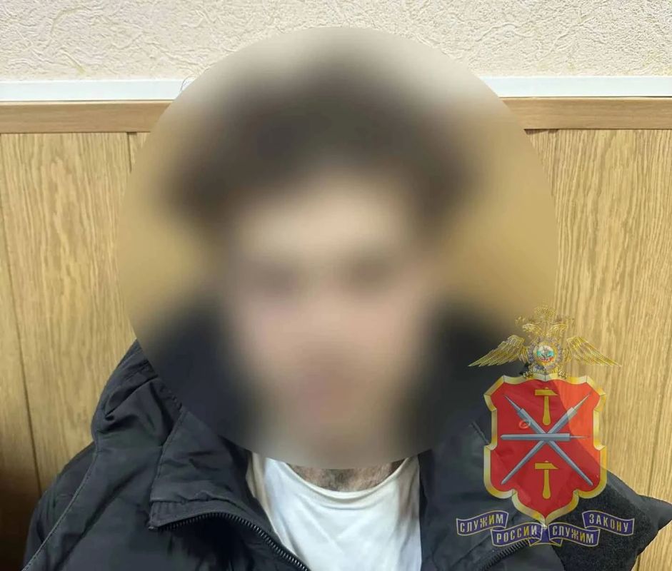 В Новомосковске полицейские пресекли попытку сбыта наркотических средств в крупном размере В Новомосковске полицейские пресекли попытку сбыта наркотических средств в крупном размере