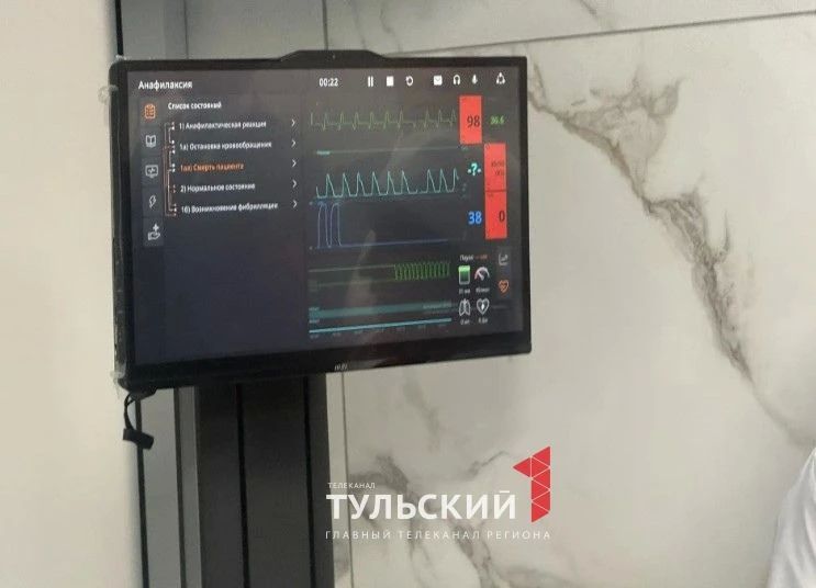 Дмитрий Миляев оценил современное оснащение медколледжа в Узловой Дмитрий Миляев оценил современное оснащение медколледжа в Узловой
