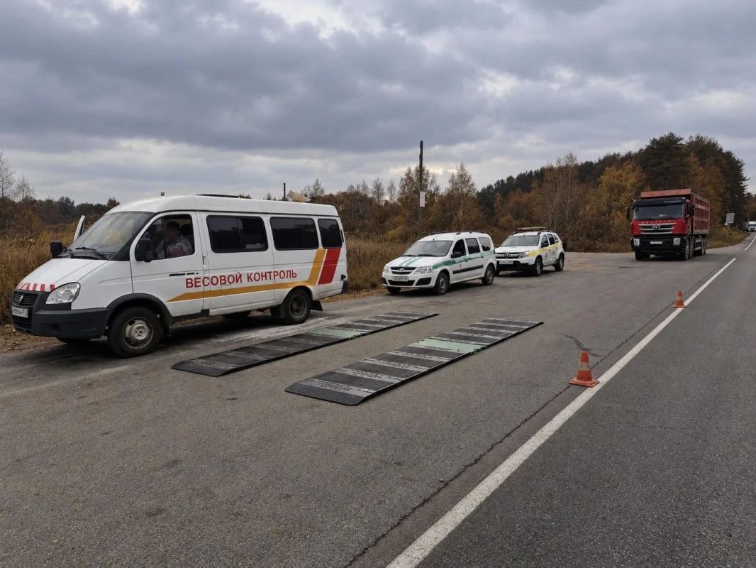 В Тульской области регулярно проводят контроль за соблюдением весогабаритных требований В Тульской области регулярно проводят контроль за соблюдением весогабаритных требований
