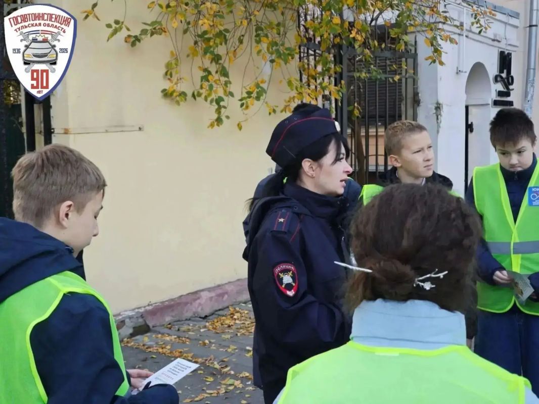 Свет — это жизнь! На улицах города Тулы прошла масштабная акция по популяризации световозвращающих элементов Свет — это жизнь! На улицах города Тулы прошла масштабная акция по популяризации световозвращающих элементов