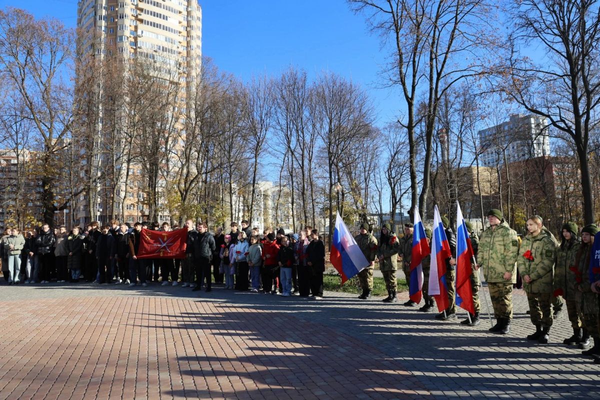 Алексей Эрк принял участие в митинге в Рогожинском парке Алексей Эрк принял участие в митинге в Рогожинском парке