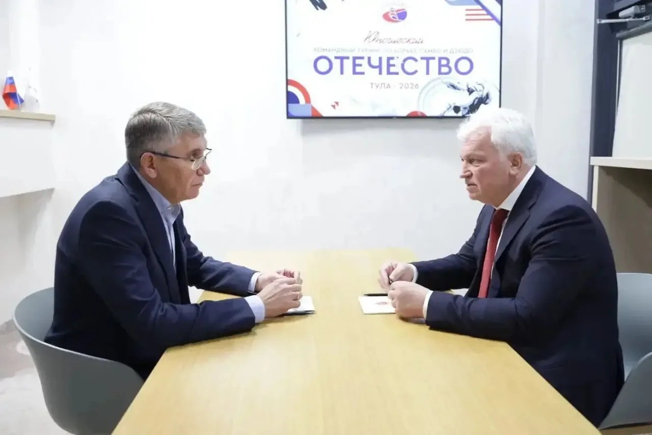 Дмитрий Миляев: После церемонии открытия турнира провел двустороннюю встречу с Сергеем Елисеевым, президентом Всероссийской федерации самбо