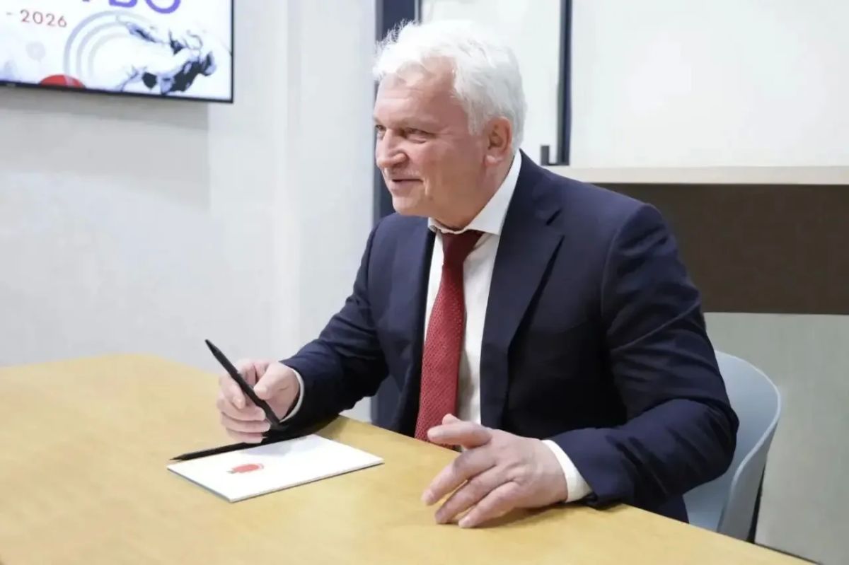 Дмитрий Миляев: После церемонии открытия турнира провел двустороннюю встречу с Сергеем Елисеевым, президентом Всероссийской федерации самбо Дмитрий Миляев: После церемонии открытия турнира провел двустороннюю встречу с Сергеем Елисеевым, президентом Всероссийской федерации самбо
