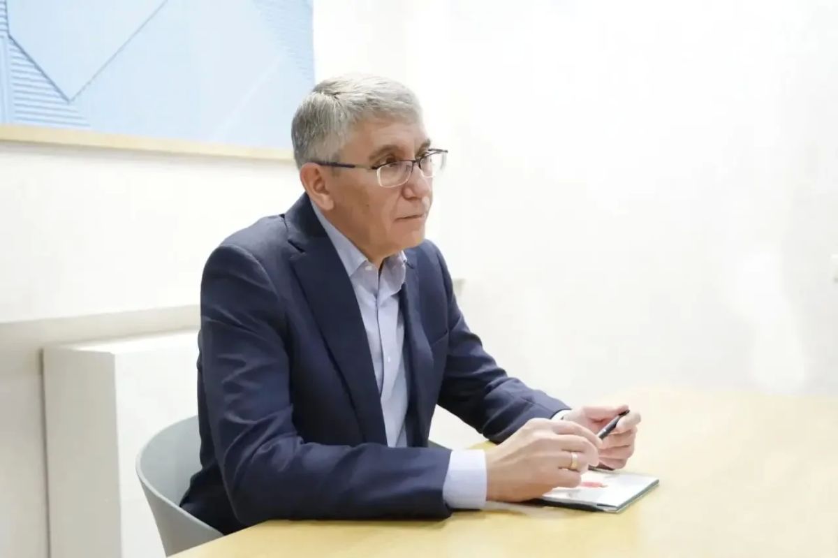 Дмитрий Миляев: После церемонии открытия турнира провел двустороннюю встречу с Сергеем Елисеевым, президентом Всероссийской федерации самбо Дмитрий Миляев: После церемонии открытия турнира провел двустороннюю встречу с Сергеем Елисеевым, президентом Всероссийской федерации самбо