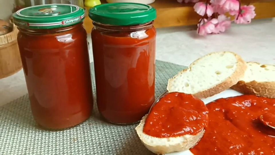 Покорите зимние заколотки: секреты приготовления балканского айвара