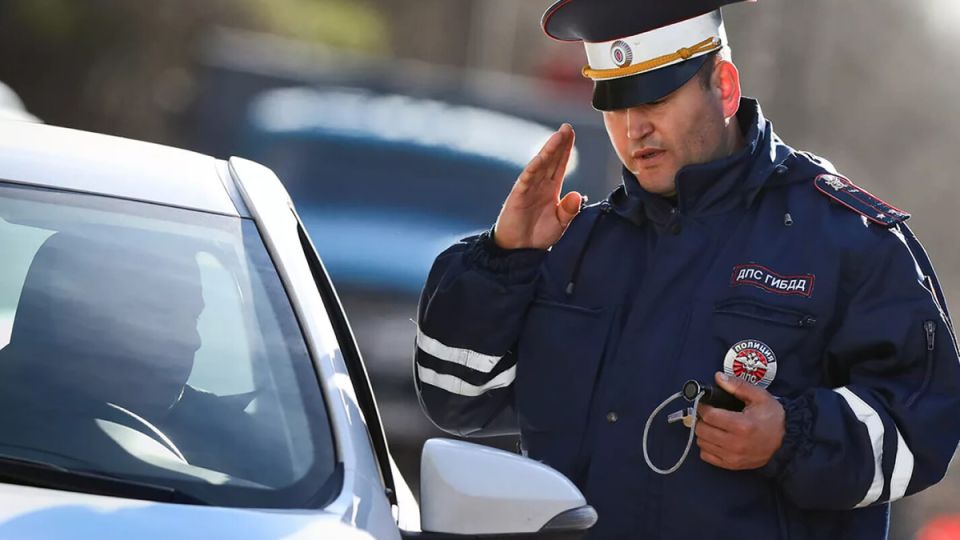 Почему поездка без паспорта может обернуться неприятностями для водителей