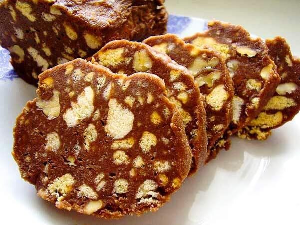 Шоколадная колбаса: удивительное наследие на кондитерском фронте