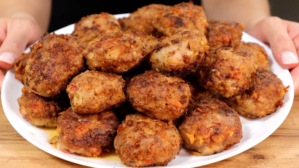 Секрет идеальных котлет: как приготовить сочное блюдо, которое покорит всех